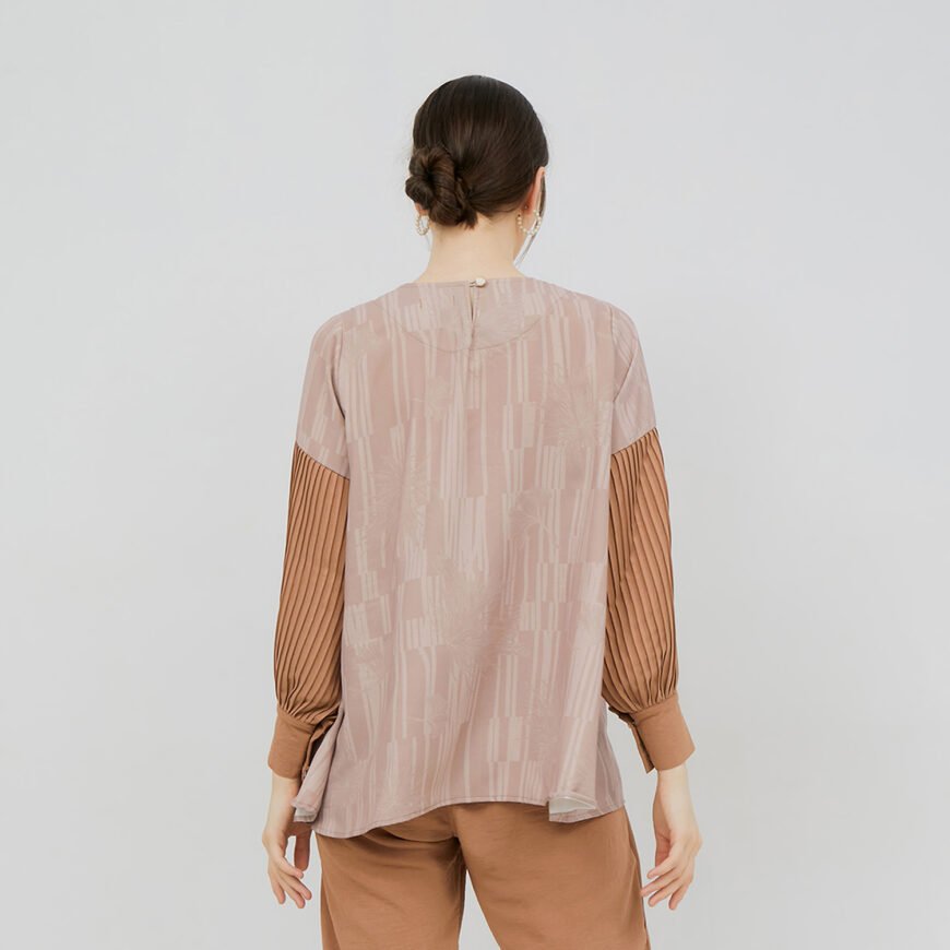Emel Brown - Image 4