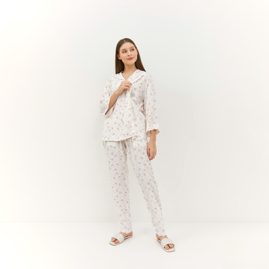 Divya Broken White
