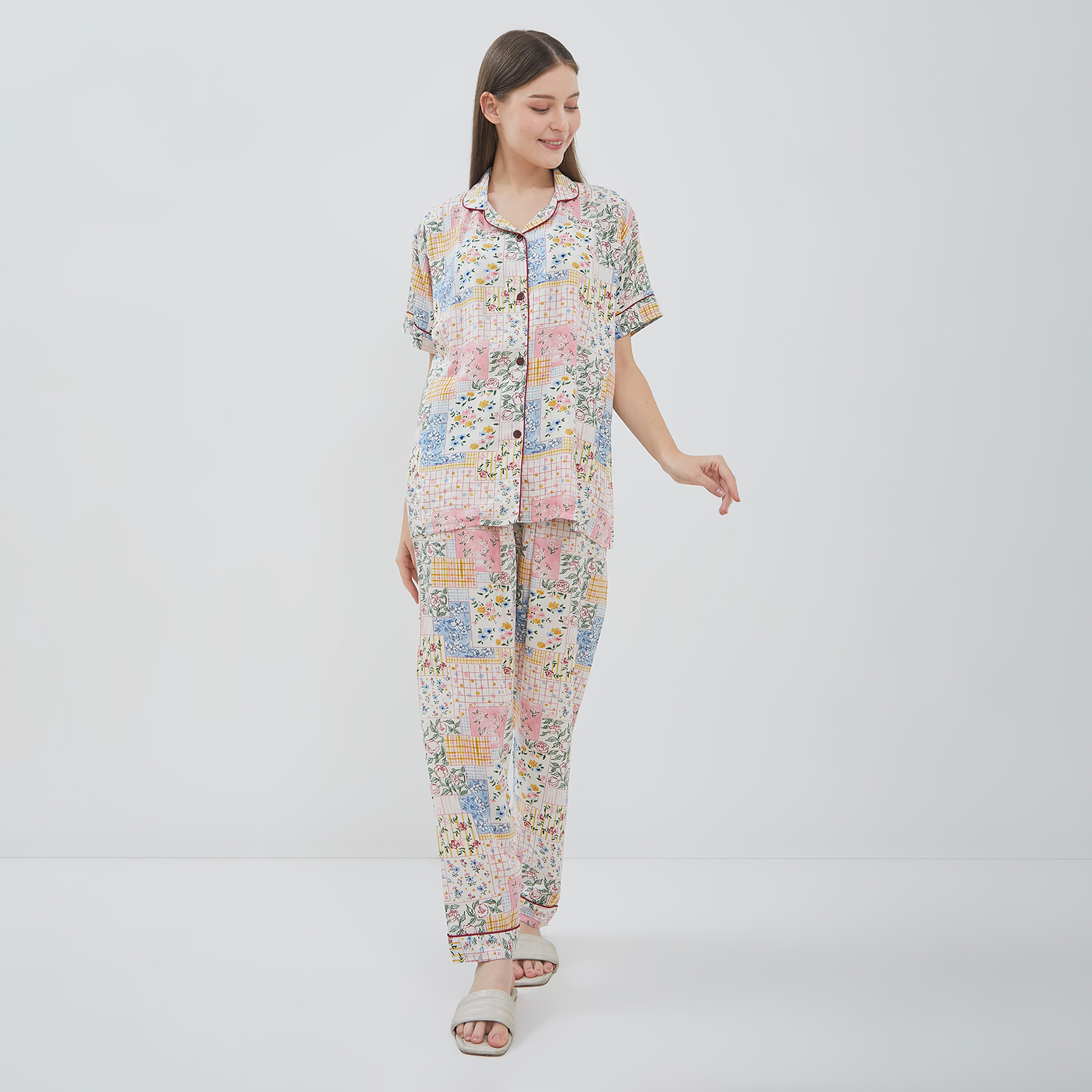 Lyora Vintage Floral - Image 2