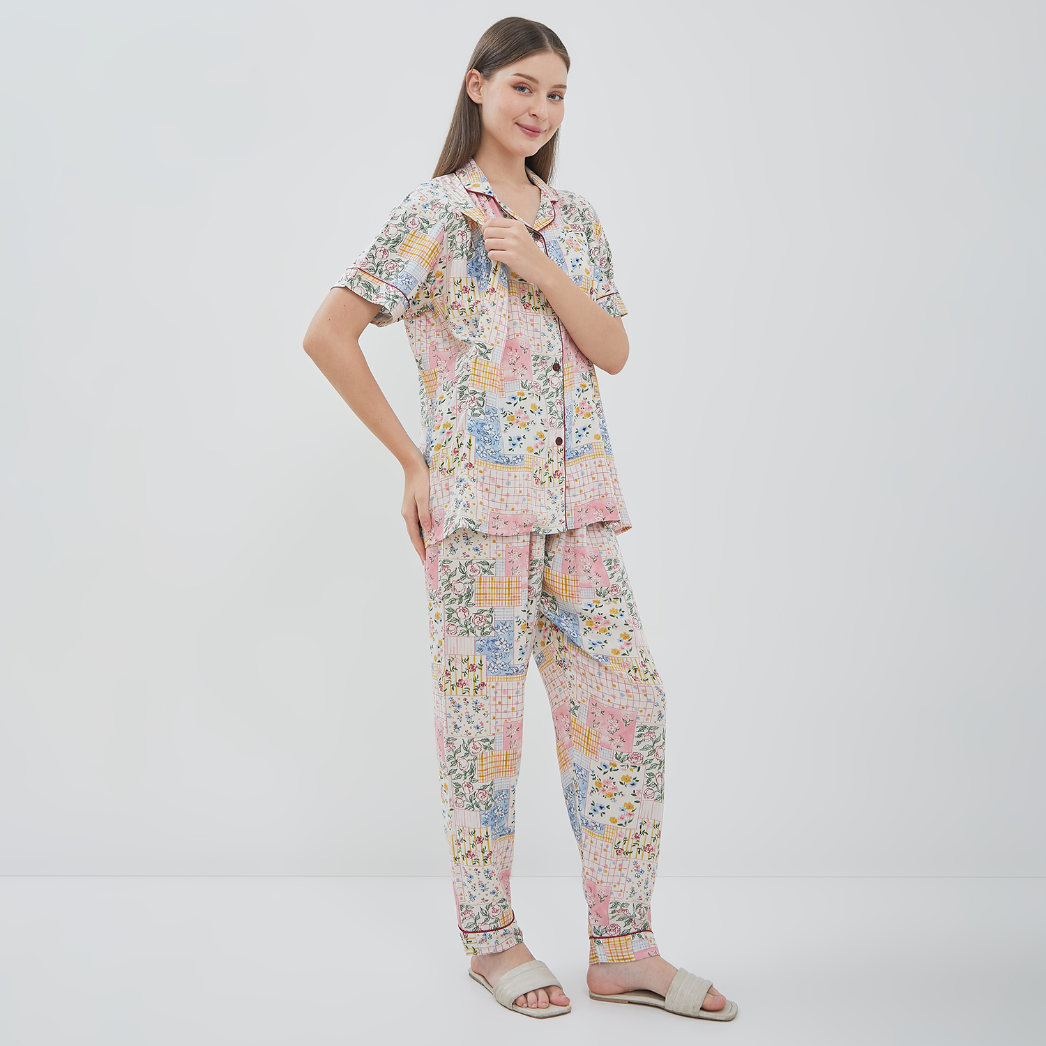 Lyora Vintage Floral