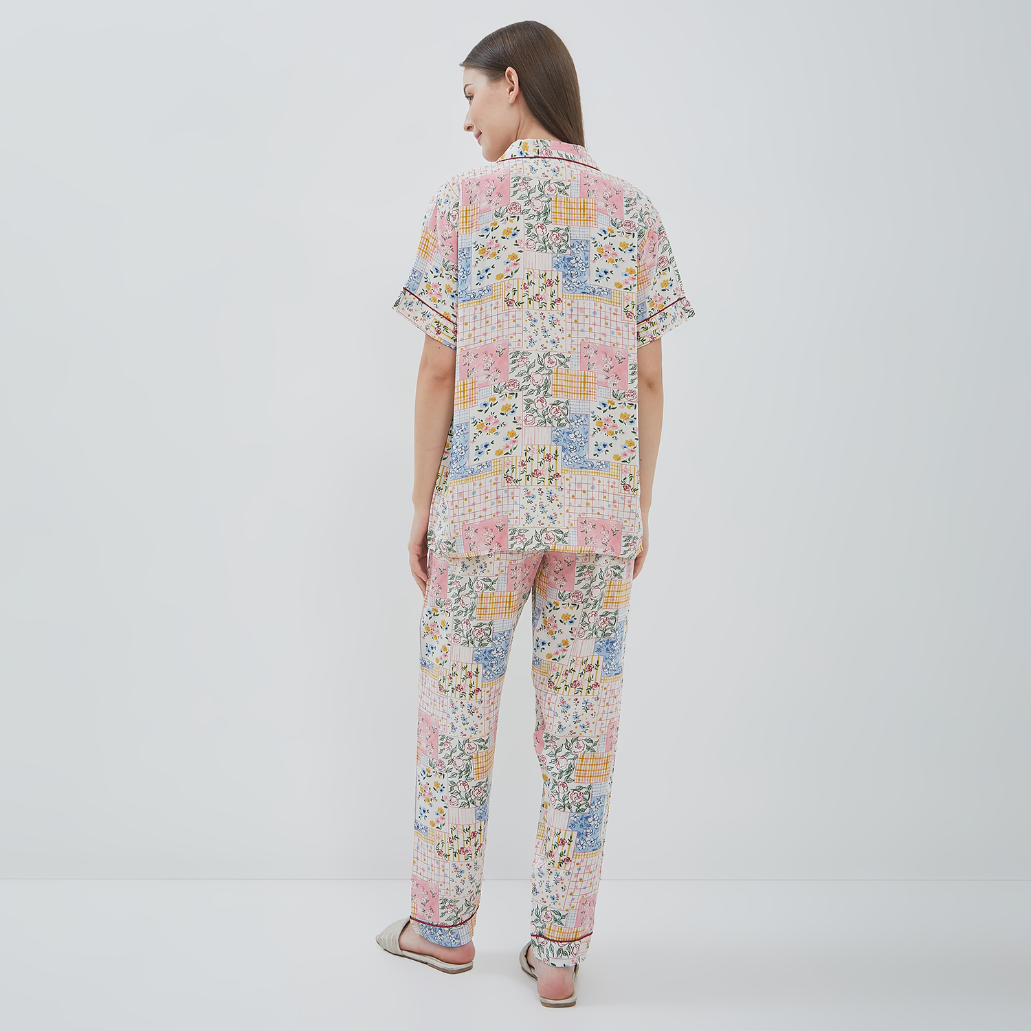 Lyora Vintage Floral - Image 4